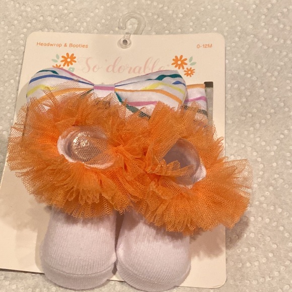 Baby Girl Adorable Headwrap & Booties Set 0-12M NWT - Picture 2 of 2